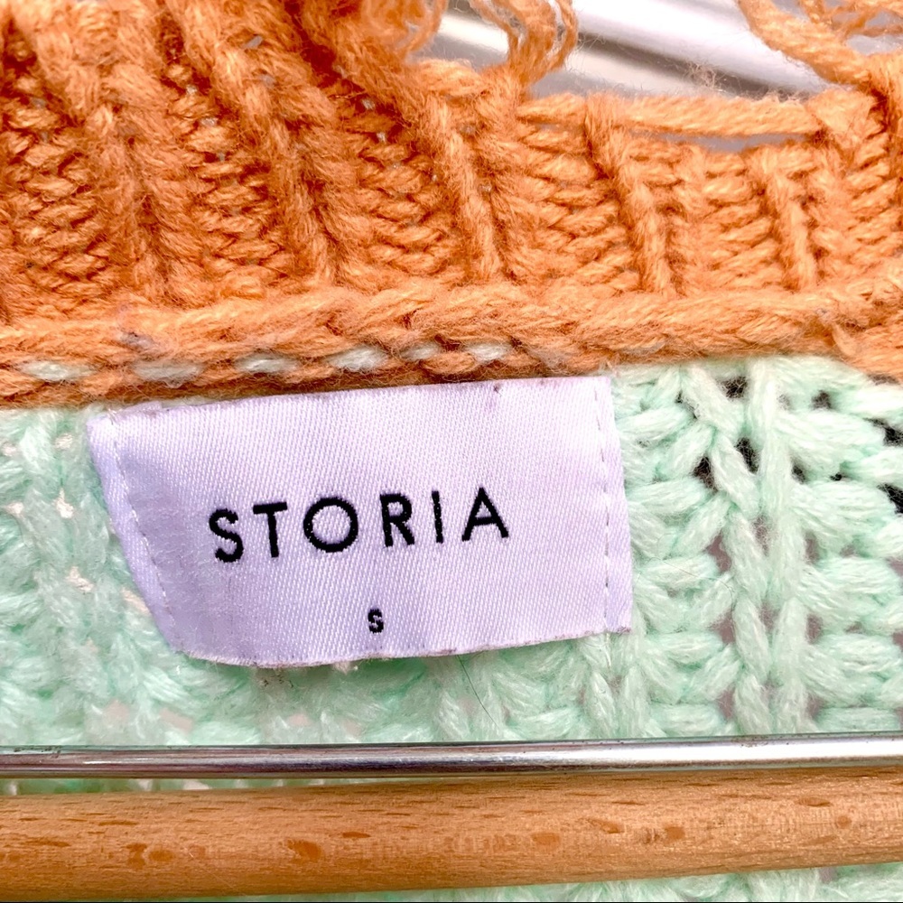 STORIA Distressed Color Block Cropped Sweater🌈 - Picture 13 of 15